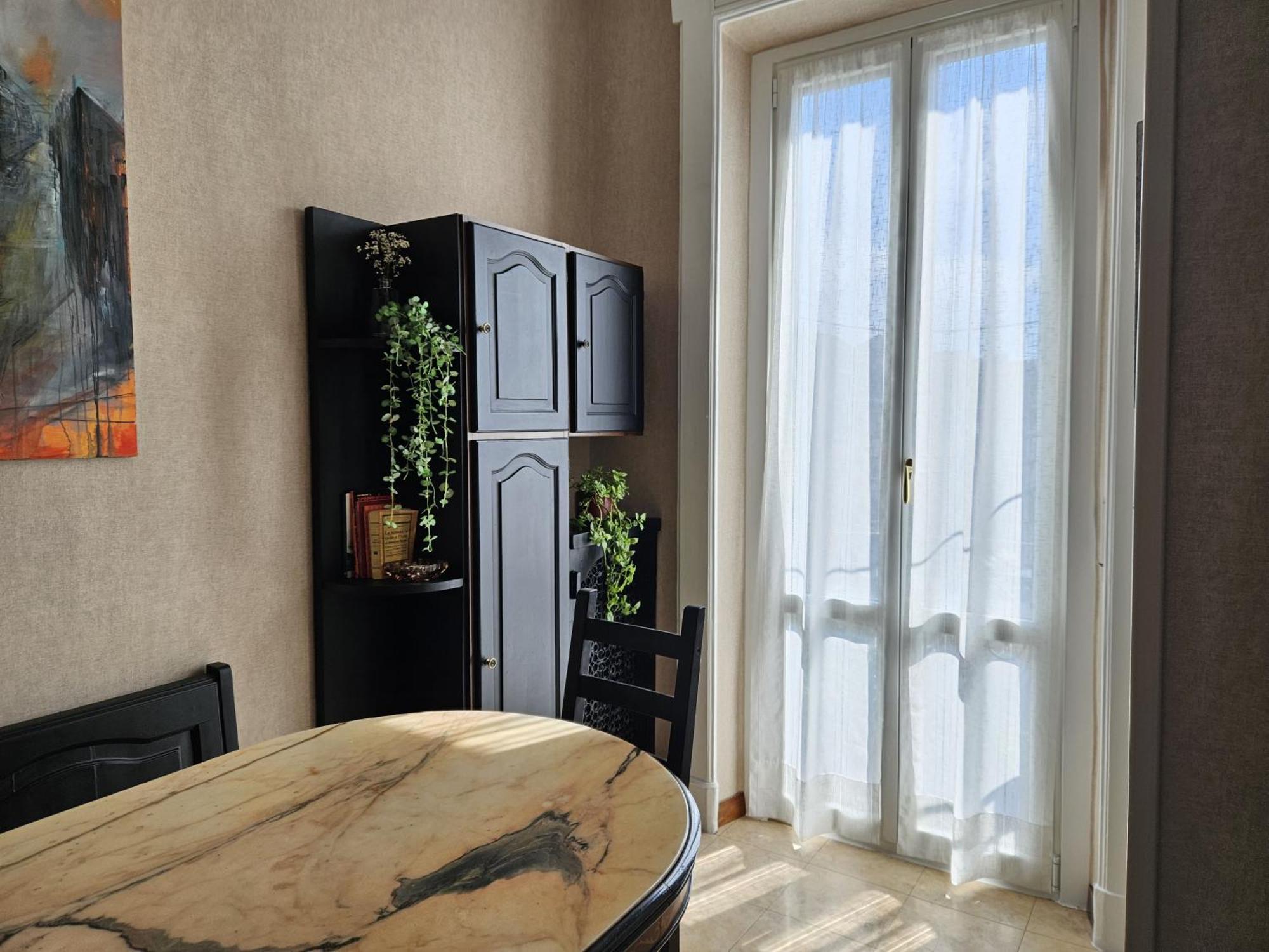 Homegallery - Elegante Appartamento Milanese Extérieur photo